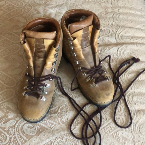 asolo sport heavy duty leather hiking boots